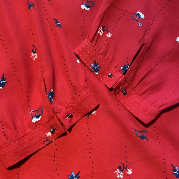 3/4 sleeve loose fitting blouse - washed, never worn - Picture 4 of 4